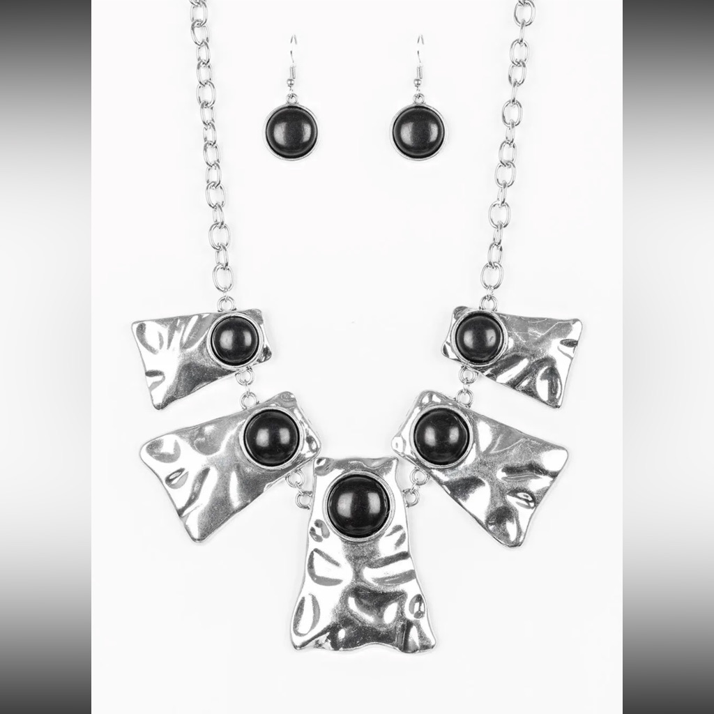 Paparazzi Cougar Black Silver Necklace Earrings - Nwt 8$